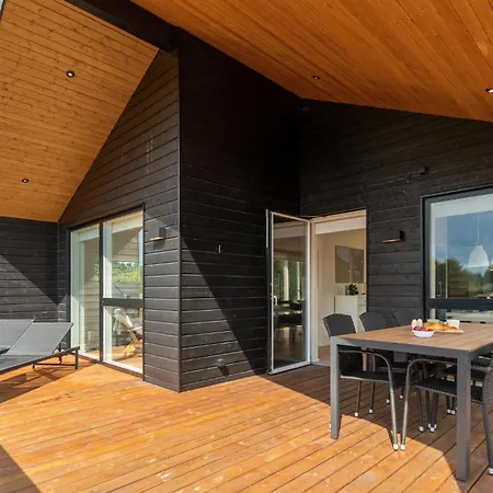 בית נופש Cozy In With Kitchen גרנה